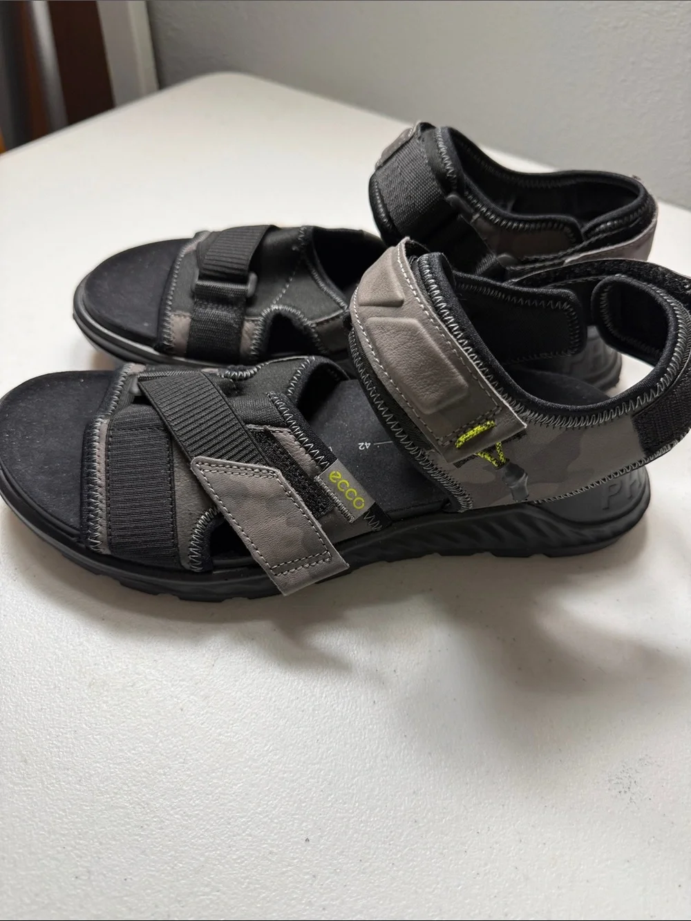 Ecco Men's Black and Gray Adjustable Outdoor Sandals